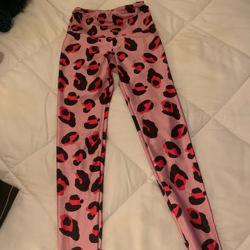 Goldsheep cheetah leggings